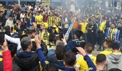 Kadıköy'de derbi coşkusu erken başladı