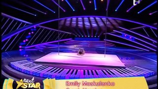 Emily Moskalenko, număr spectaculos de acrobație la bară