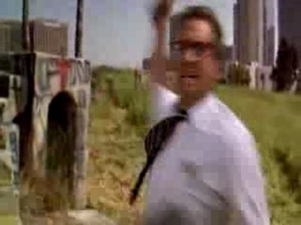 Falling down (VO)