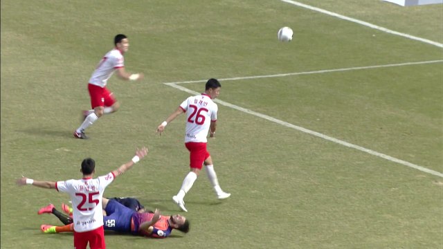 프로축구 강원, 상주 꺾고 개막 첫 3연승 질주 / YTN