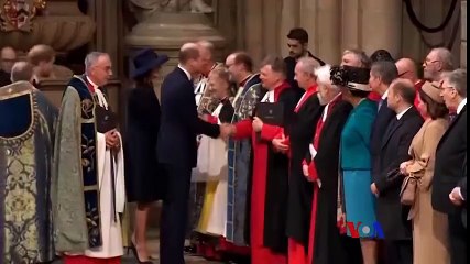 ၿဗိတိန္ ေတာ္၀င္မင္းသား Harry ရဲ႕ ခ်စ္သူ အေမရိကန္သူ Meghan Markle တေယာက္ ၿဗိတိန္ဘုရင္မႀကီး Elizabeth  နဲ႔အတူ အခမ္းအနားတက္ပါတယ္။ Tomb Raider ႐ုပ္ရွင္ကားသစ္ အေမရိက