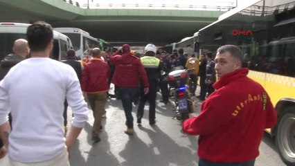 Galatasaray Taraftarı Otobüsten Düştü