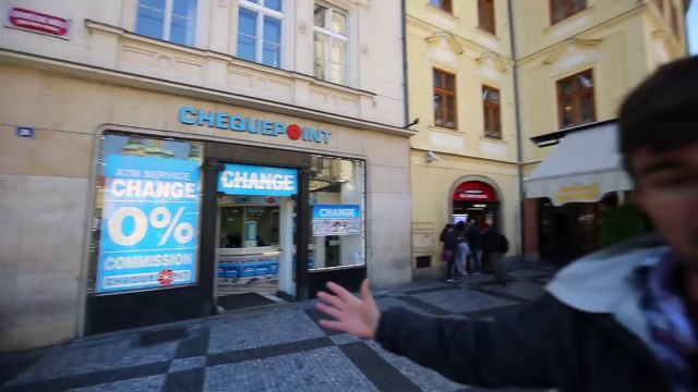 PRAGUE WORST TOURIST TRAP IN PRAGUE - CZECH REPUBLIC