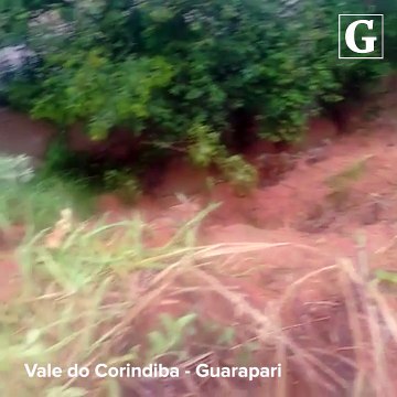 Guarapari sofre alagamentos durante chuva intensa