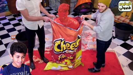 رجل يتحول الى كيس شاهي | رجل الشيتوس !!