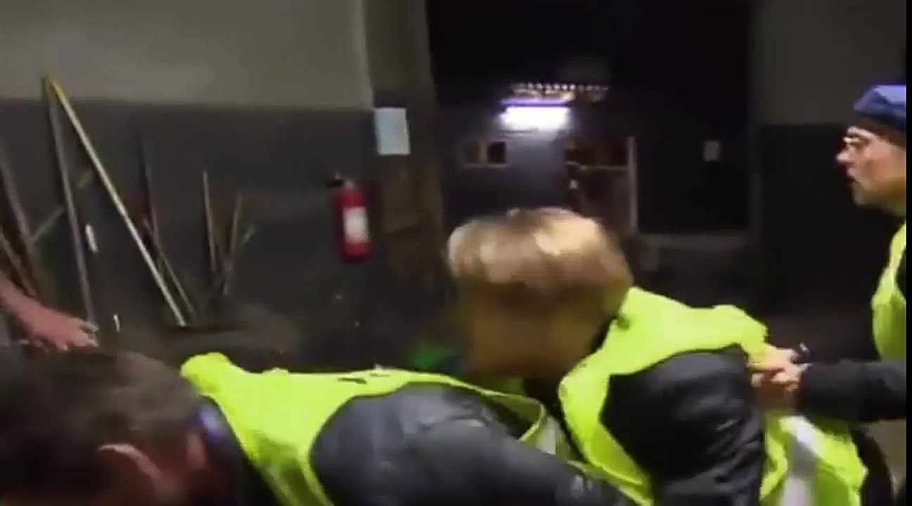 Alex veräppelt die Jungs!.mp4 - Lustige Videos