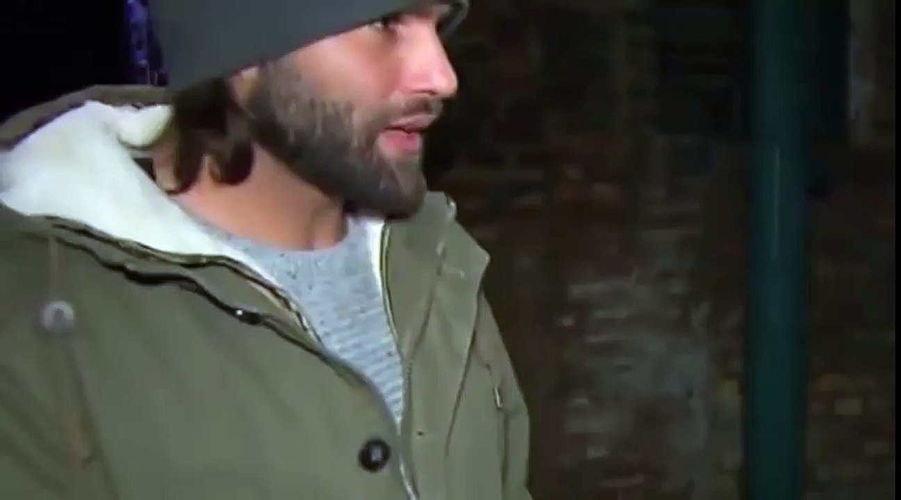 Arnold hat die Ringe verschluckt!.mp4 - Lustige Videos