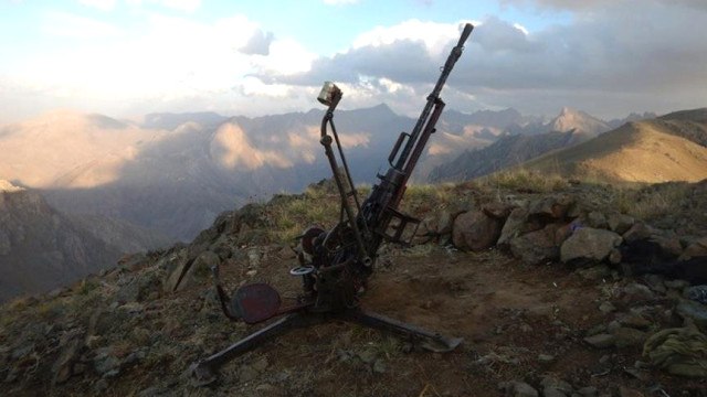 Çukurca'daki Jandarma Operasyonunda PKK'ya Ait Doçka Uçaksavar Ele Geçirildi