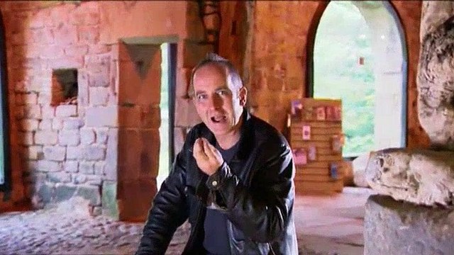 Grand Designs S08E10 Revisited Surrey The Victorian Threshing Barn (Revisited from S3 Ep4)