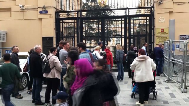 Türkiye'deki Rus vatandaşları sandık başında - İSTANBUL