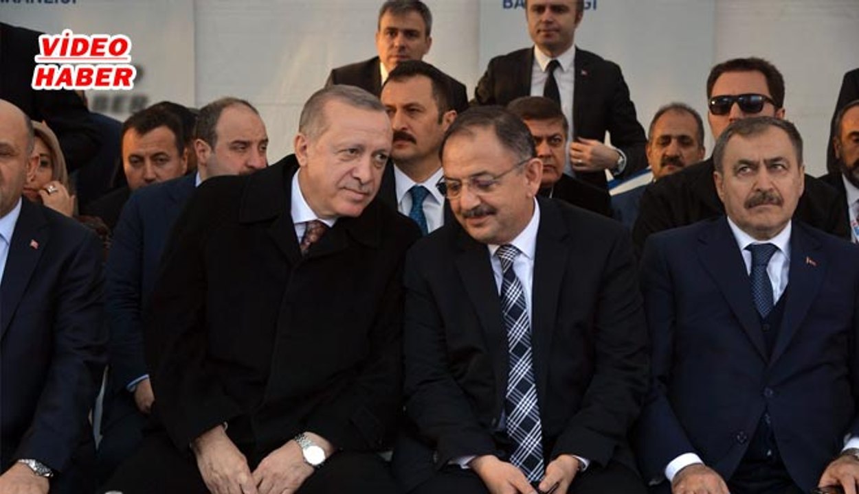 (18 Mart 2018) CUMHRUBAŞKANI ERDOĞAN İLE BAKAN ÖZHASEKİ  SUR’DA 3 BİN İŞYERİNİN AÇILIŞINI VE GELENEKSEL EVLERİN TEMEL ATMA TÖRENİNİ GERÇEKLEŞTİRDİ