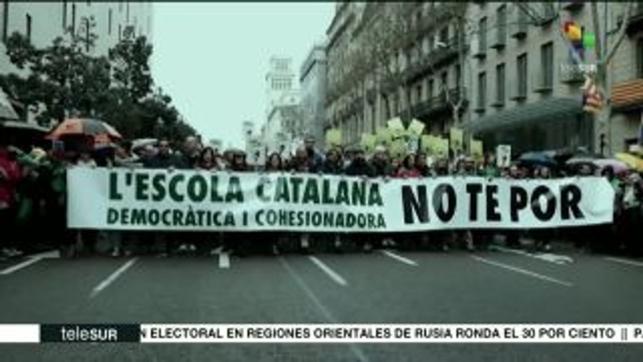 Vladimir Putin ejerce su derecho al voto en elecciones presidenciales