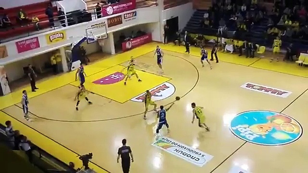 Baston en Croatie lors de Zadar - Split