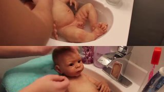 Silicone Baby Gets a Bath ?!