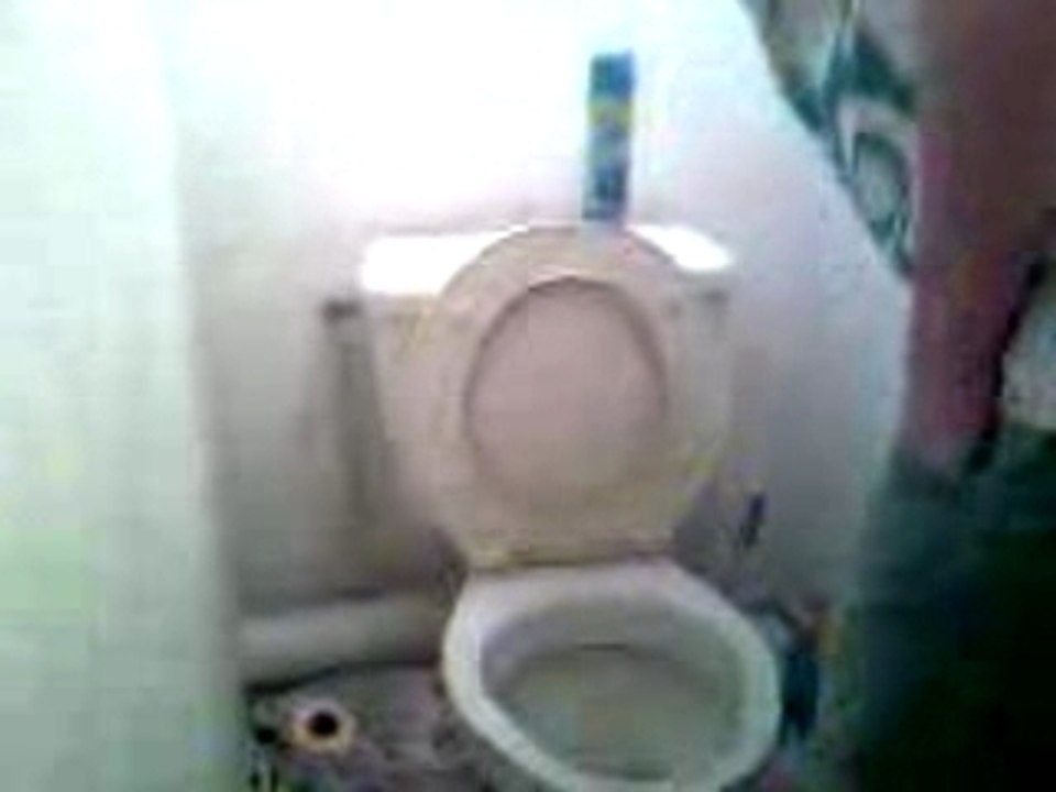 Arnaud qui vomit