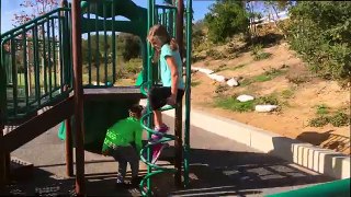 Learn English Words! Playground Alphabet Letter Hunt!