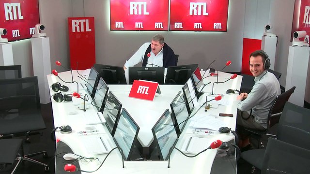 Kad Merad et Nolwenn Leroy s'improvisent guides et présentent la rédaction RTL