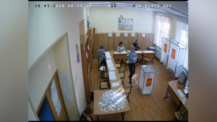 Download Video: CCTV footage appears to show ballot stuffing during Russian election