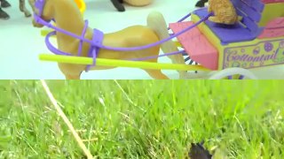 Schleich Foal Goes On Craziest Easter Egg Hunt Ever ! Horses Play Video