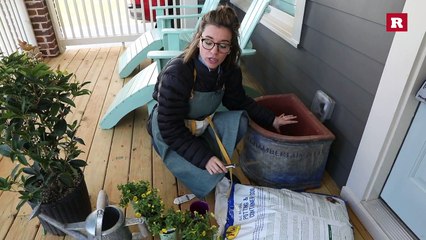 Fragrant front door pot with Elissa the Mom | Rare Life