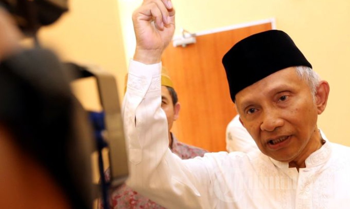 Amien Rais Sebut Program Pembagian Sertifikat Tanah “Ngibul”