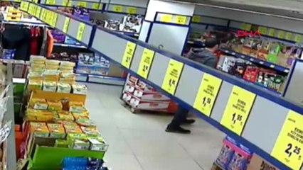 Bursa Markette Gasp Şüphelisi Güvenlik Kamerasından Yakalandı