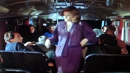 افعال  غريبه من عادل امام تجاة يسرا