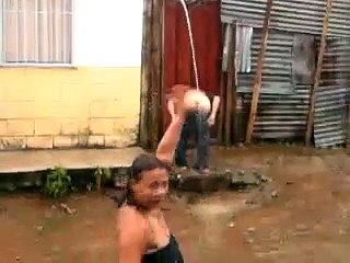 vídeos chistosos  enceñando las nalgas  este wey