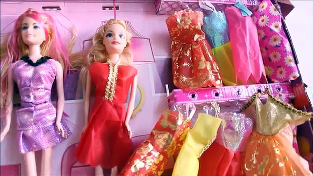 العاب بنات العاب باربي ازياء وفساتين كتيييييرة لباربي العاب تلبيس عروسة باربي