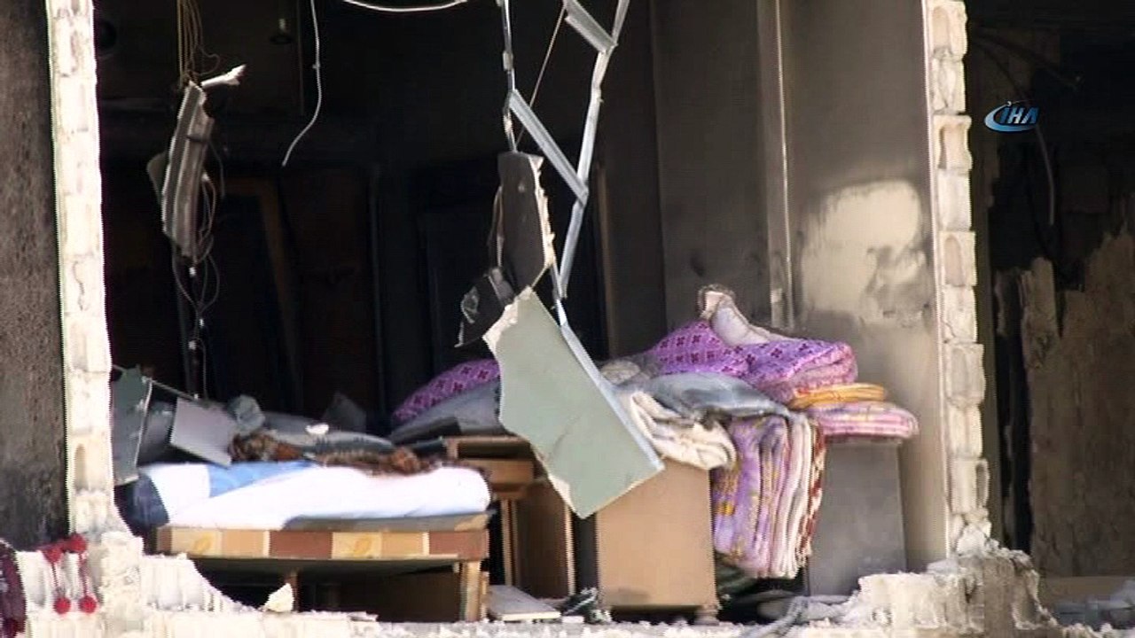 - Hainler kaçarken tuzaklamıştı, o bombalar patladı 4 ÖSO askeri ve 7 sivil öldü- İHA, Afrin merkezindeki operasyon esnasında yaşanan patlamanın sıcak görüntülerine ulaştı- Patlamanın etkisiyle bina harabeye  dönerken, halen cesetler...