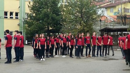 Lise öğrencilerinden Mehmetçiğe anlamlı destek