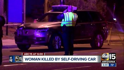 Video herunterladen: Woman killed by self-driving Uber in Tempe