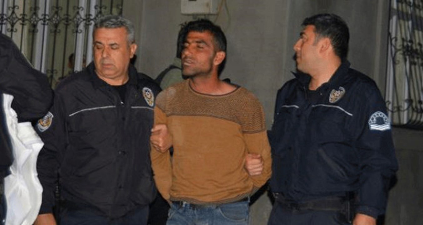 Kendisine Ceza Yazan Polislere Pompalı Av Tüfeği İle Saldırdı