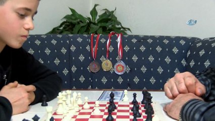 Birincilik ödülünü Mehmetçiklere bağışlayacak