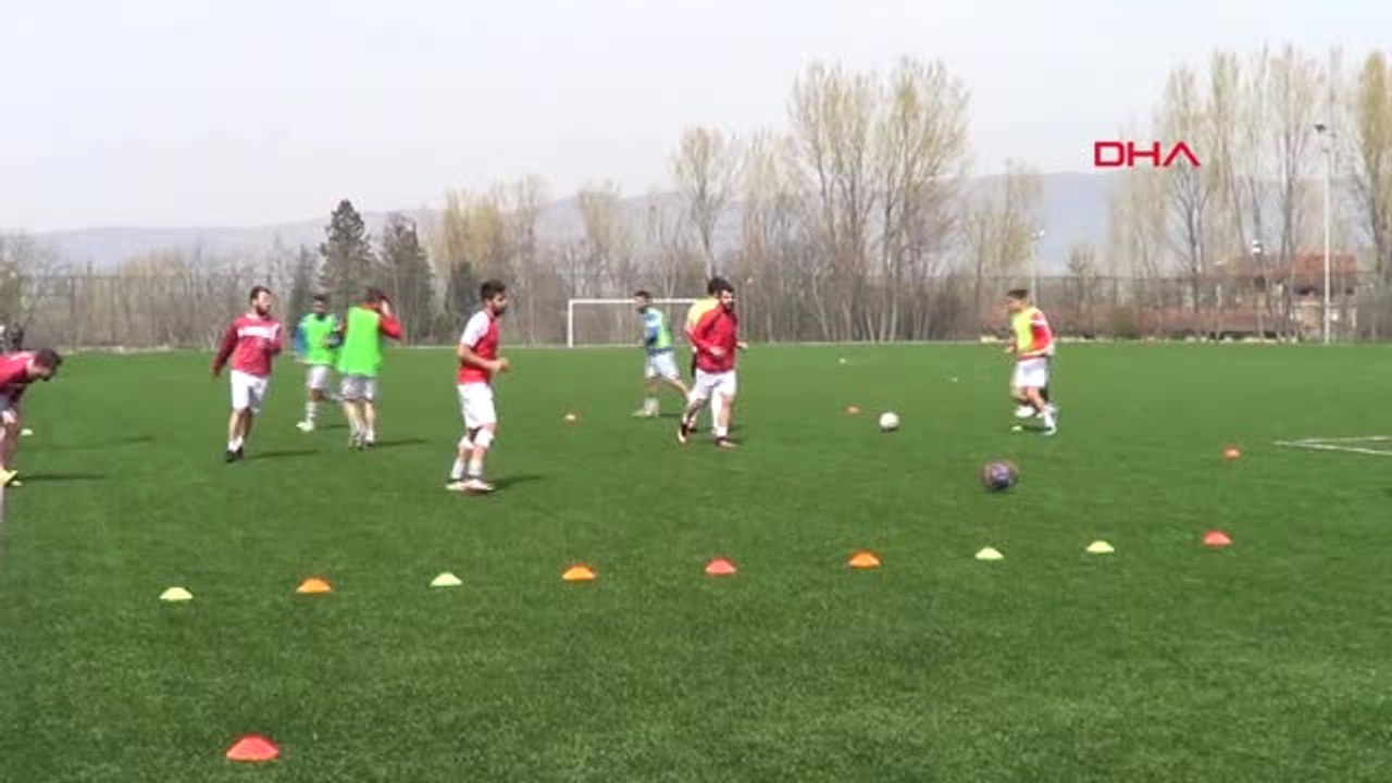 Üç Kardeş, Aynı Maçta Buluştu