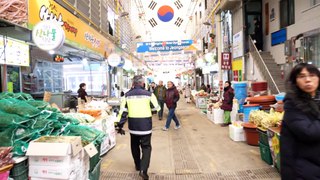 KOREAN STREET FOOD at Traditional Market in Countryside
