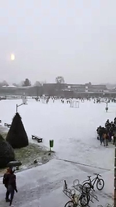 Mons : l'école des Ursulines sous la neige