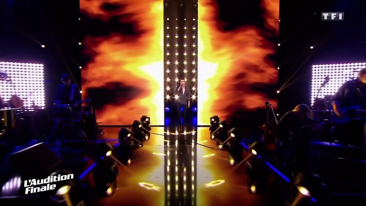 Un candidat de The Voice pète les plombs en pleine chanson