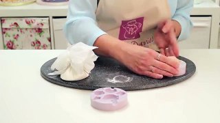 Karen Davies Cake Decorating Moulds / Molds - tutorial / how to - 5 Faces - figure modelling
