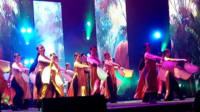 NHƯ QUỲNH - THƯƠNG LẮM MÌNH ƠI (Liveshow in Ho Chi Minh city)