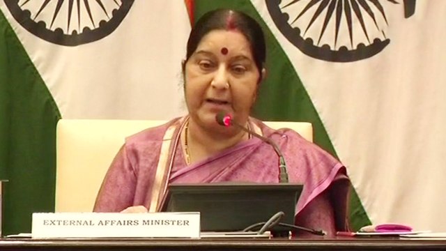 Sushma Swaraj Congerss की ओछी राजनीति पर भड़की , Full Mosul Speech | वनइंडिया हिंदी