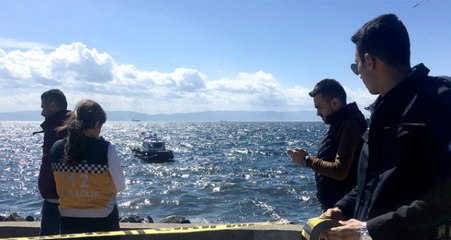 Pendik'te Denizde Ceset Bulundu, Meraklı Vatandaşlar O Anları Kaydetti