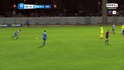 Coup franc bien parti, mais contré !