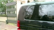 Diplomatas russos deixam embaixada de Londres