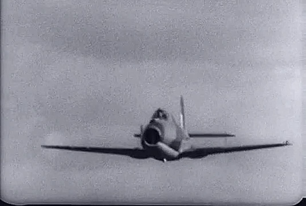 First Gloster E.28/39 prototype W4041/G, Farnborough Airfield, England (late 1941)