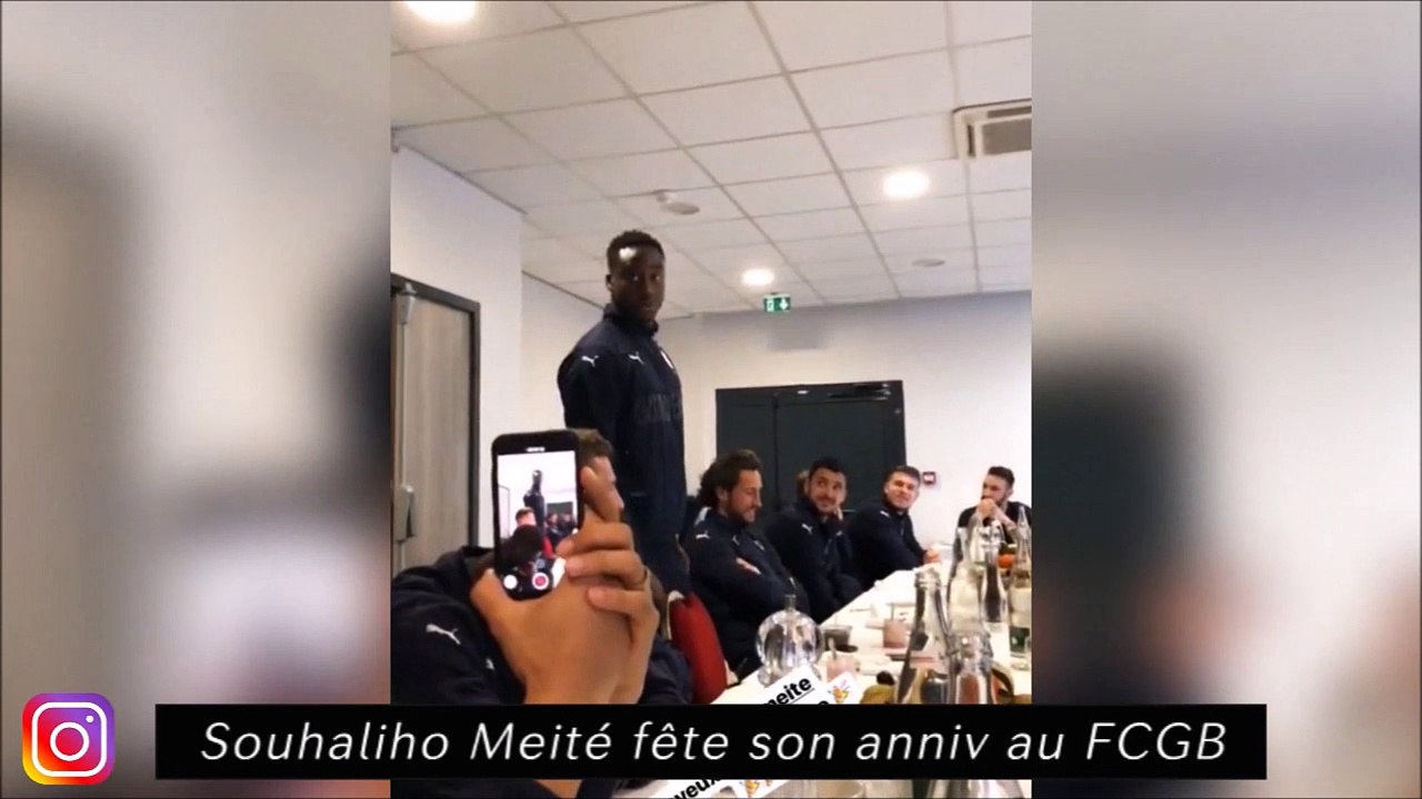 Les Bavarois se promènent sous la neige, Dani Alves en mode guitariste au PSG