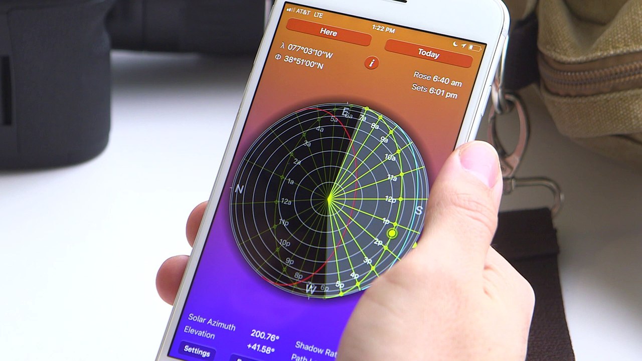 Sun Seeker – Tracking the Solar Path with a Flat Compass or 3D View