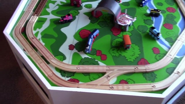 Brio Trains Pull Thomas and Friends The Great Race Wooden Railway Engines! Playing with Trains!