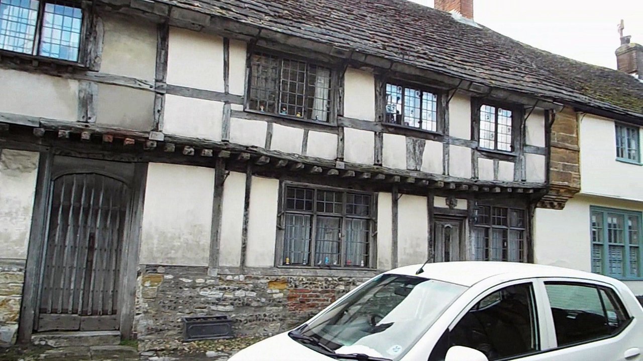 Cerne Abbas - Old Looking Building
