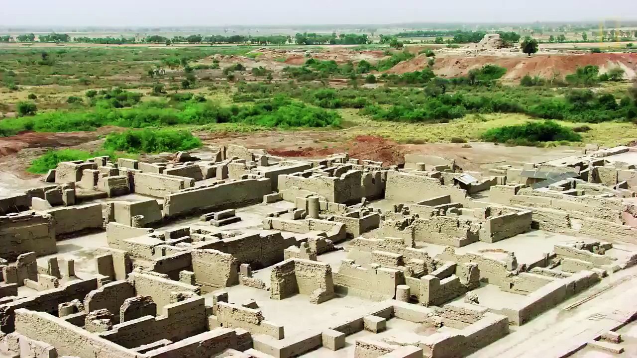 Mohenjo-daro Sindhi for Mound of the Dead Men;is an archaeological site in the province of Sindh, Pakistan. Built around 2500 BCE, it was one of the largest set